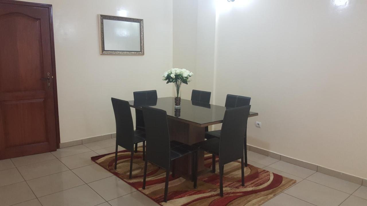 Residences Hotelieres Micheline Et Emile Bastos ยาอุนเด ภายนอก รูปภาพ