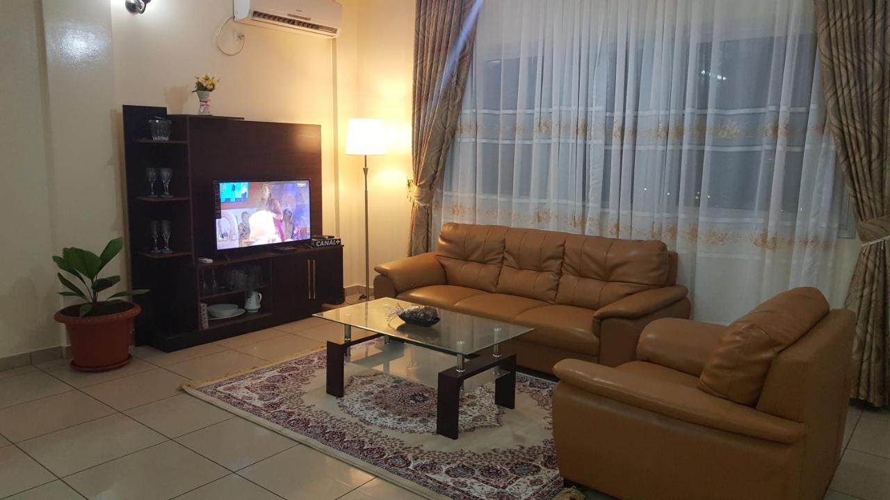Residences Hotelieres Micheline Et Emile Bastos ยาอุนเด ภายนอก รูปภาพ