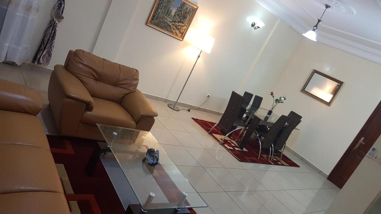 Residences Hotelieres Micheline Et Emile Bastos ยาอุนเด ภายนอก รูปภาพ