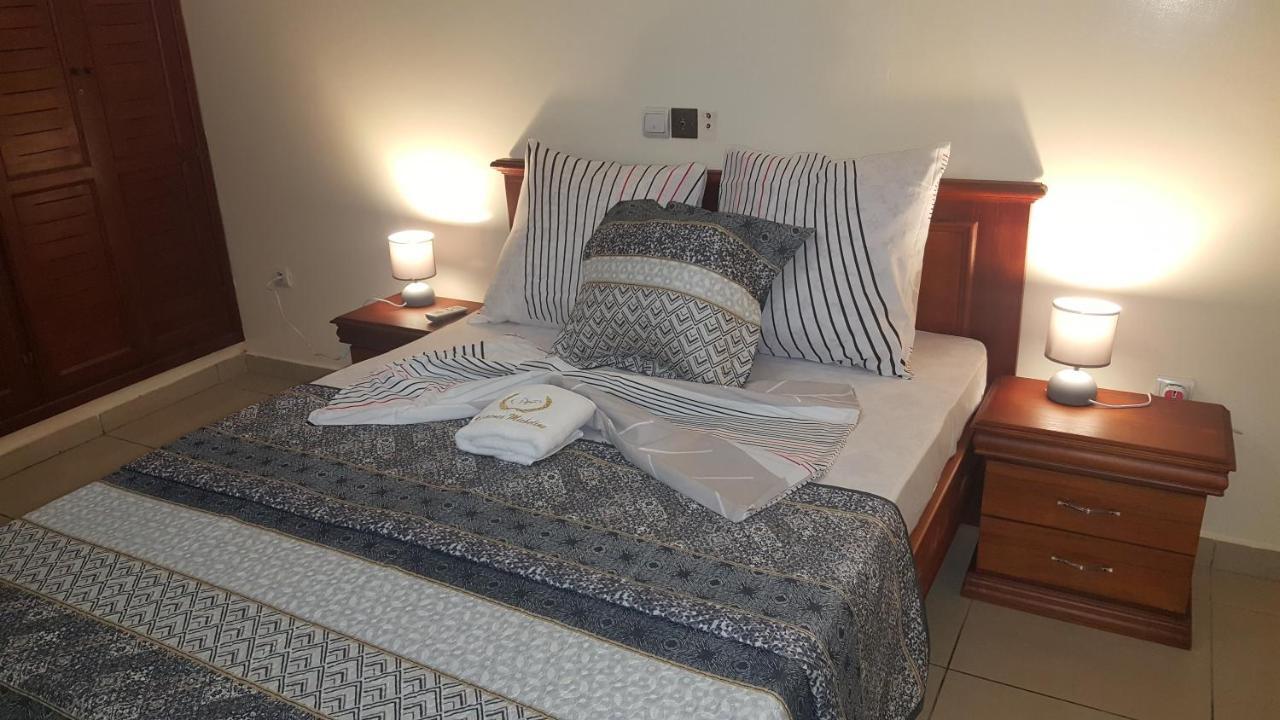 Residences Hotelieres Micheline Et Emile Bastos ยาอุนเด ภายนอก รูปภาพ