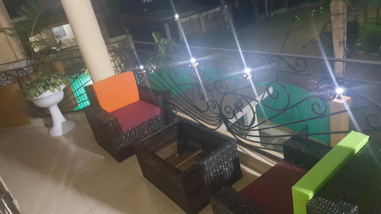 Residences Hotelieres Micheline Et Emile Bastos ยาอุนเด ภายนอก รูปภาพ